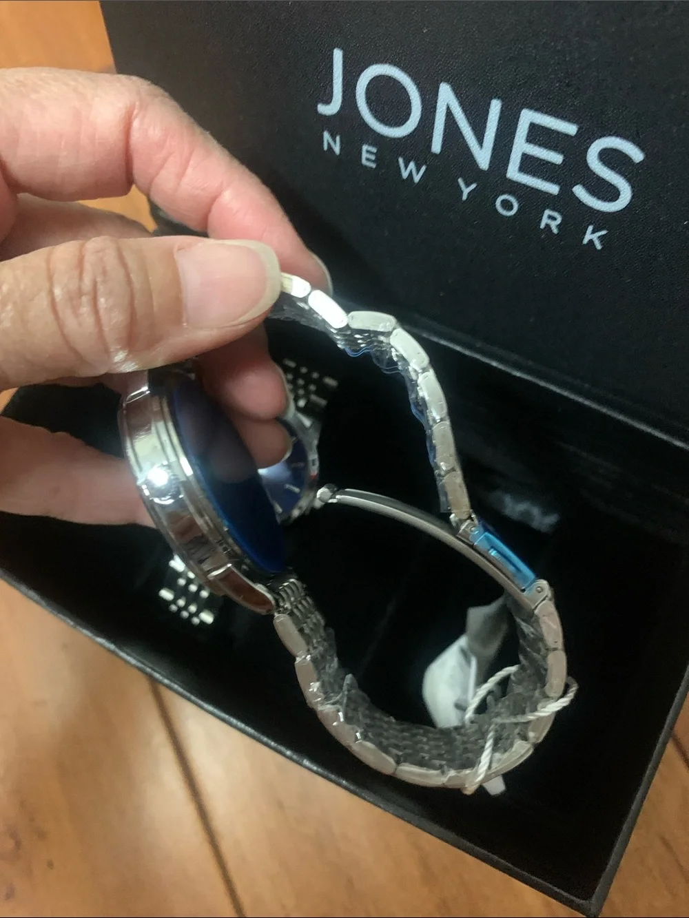 New with tag! Jones New York His & Hers Watch Set with box - need batteries